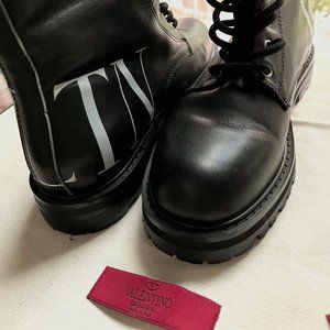 Valentino Garavani VLTN Lace-Up Boots